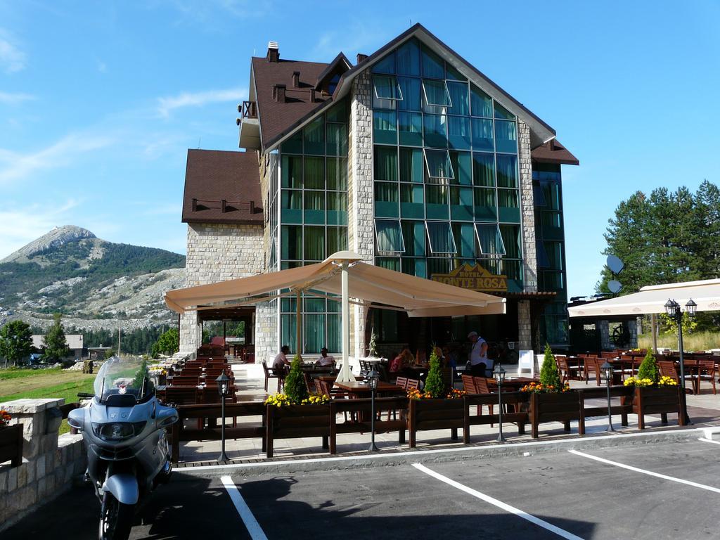 Hotel Monte Rosa เซทินเจ ภายนอก รูปภาพ